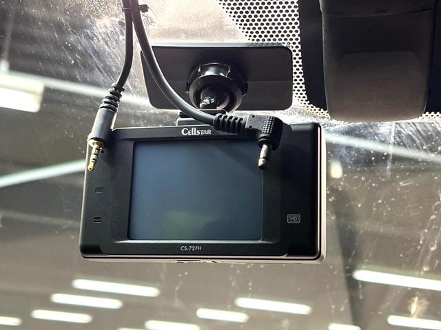 �y�h���C�u���R�[�_�[�z�h���C�u���R�[�_�[�����I���s���͂������A������^�]�⎖�̂ɑ��������ہA�f���ŋL�^���A����̃��X�N�ɔ����܂��B���L�^�p�r�c�J�[�h�͂��q�l�����g�ł��������������K�v������܂��B