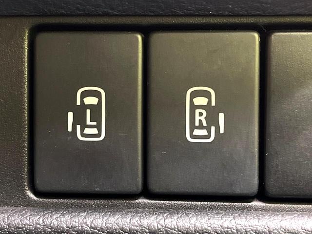 スペーシアカスタム ハイブリッドＸＳターボ　両側電動ドア　ターボ　純正８インチナビ　全周囲カメラ　衝突被害軽減システム　レーダークルーズ　禁煙車　ハーフレザーシート　シートヒーター　ドラレコ　コーナーセンサー　スマートキー　ＬＥＤヘッド　ＥＴＣ（3枚目）