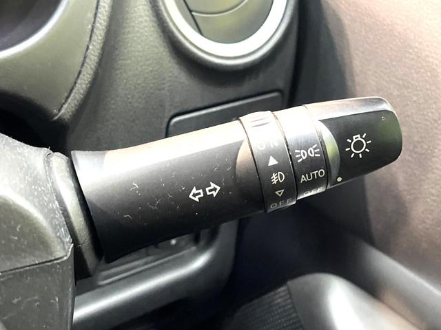 デイズ ハイウェイスター　Ｇターボ　禁煙車　ターボ　純正ナビ　全周囲カメラ　ｂｌｕｅｔｏｏｔｈ再生　ＨＩＤヘッドライト　フォグランプ　スマートキー　純正１５インチアルミホイール　電動格納ドアミラー　プライバシーガラス　盗難防止装置（6枚目）