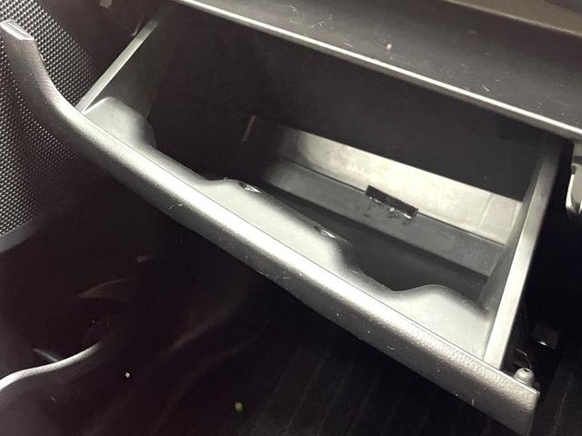 デイズ ハイウェイスター　Ｇターボ　禁煙車　ターボ　純正ナビ　全周囲カメラ　ｂｌｕｅｔｏｏｔｈ再生　ＨＩＤヘッドライト　フォグランプ　スマートキー　純正１５インチアルミホイール　電動格納ドアミラー　プライバシーガラス　盗難防止装置（54枚目）