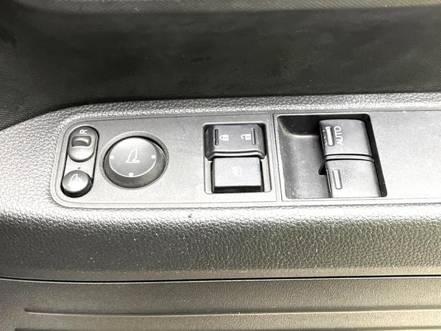 Ｎ－ＶＡＮ Ｌ　禁煙車　衝突軽減システム　アダプティブクルーズ　ナビ　バックカメラ　フルセグ　ＥＴＣ　ｂｌｕｅｔｏｏｔｈ再生　レーンアシスト　電動格納ドアミラー　プライバシーガラス　盗難防止装置　両側スライドドア（30枚目）