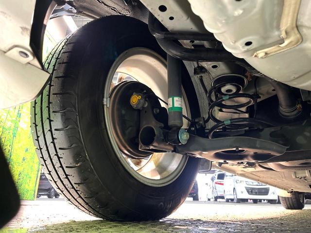 ノート ｅ－パワー　メダリスト　純正ナビ　全周囲カメラ　インテリジェントエマージェンシーブレーキ　コーナーセンサー　スマートキー　純正１５インチアルミ　オートライト　オートエアコン　Ｂｌｕｅｔｏｏｔｈ再生　フルセグ　盗難防止装置（21枚目）