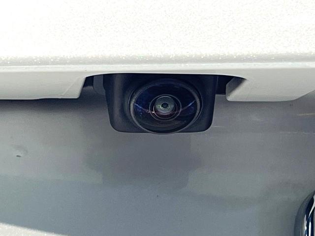 ノート ｅ－パワー　メダリスト　純正ナビ　全周囲カメラ　インテリジェントエマージェンシーブレーキ　コーナーセンサー　スマートキー　純正１５インチアルミ　オートライト　オートエアコン　Ｂｌｕｅｔｏｏｔｈ再生　フルセグ　盗難防止装置（33枚目）