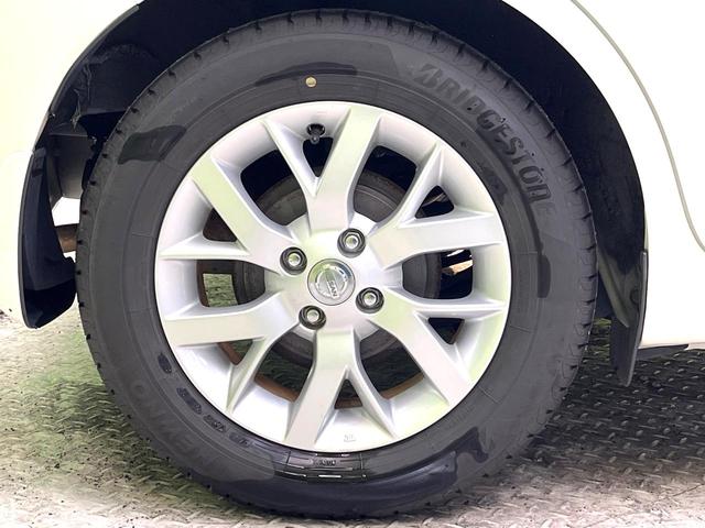 ノート ｅ－パワー　メダリスト　純正ナビ　全周囲カメラ　インテリジェントエマージェンシーブレーキ　コーナーセンサー　スマートキー　純正１５インチアルミ　オートライト　オートエアコン　Ｂｌｕｅｔｏｏｔｈ再生　フルセグ　盗難防止装置（36枚目）