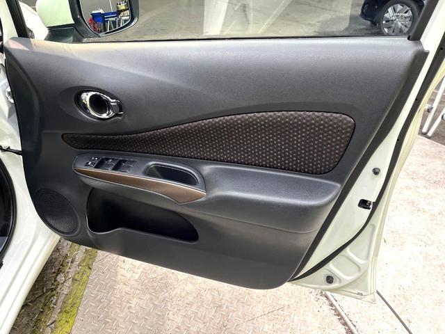 ノート ｅ－パワー　メダリスト　純正ナビ　全周囲カメラ　インテリジェントエマージェンシーブレーキ　コーナーセンサー　スマートキー　純正１５インチアルミ　オートライト　オートエアコン　Ｂｌｕｅｔｏｏｔｈ再生　フルセグ　盗難防止装置（50枚目）