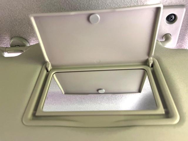 ノート ｅ－パワー　メダリスト　純正ナビ　全周囲カメラ　インテリジェントエマージェンシーブレーキ　コーナーセンサー　スマートキー　純正１５インチアルミ　オートライト　オートエアコン　Ｂｌｕｅｔｏｏｔｈ再生　フルセグ　盗難防止装置（56枚目）