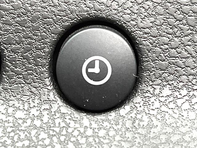 ノート ｅ－パワー　メダリスト　純正ナビ　全周囲カメラ　インテリジェントエマージェンシーブレーキ　コーナーセンサー　スマートキー　純正１５インチアルミ　オートライト　オートエアコン　Ｂｌｕｅｔｏｏｔｈ再生　フルセグ　盗難防止装置（61枚目）