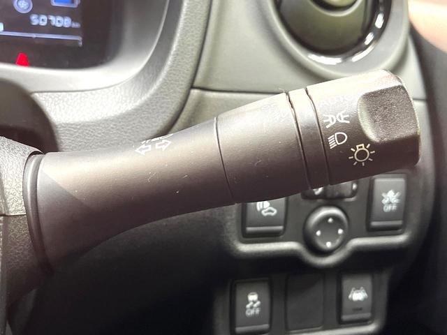 ノート ｅ－パワー　メダリスト　純正ナビ　全周囲カメラ　インテリジェントエマージェンシーブレーキ　コーナーセンサー　スマートキー　純正１５インチアルミ　オートライト　オートエアコン　Ｂｌｕｅｔｏｏｔｈ再生　フルセグ　盗難防止装置（66枚目）