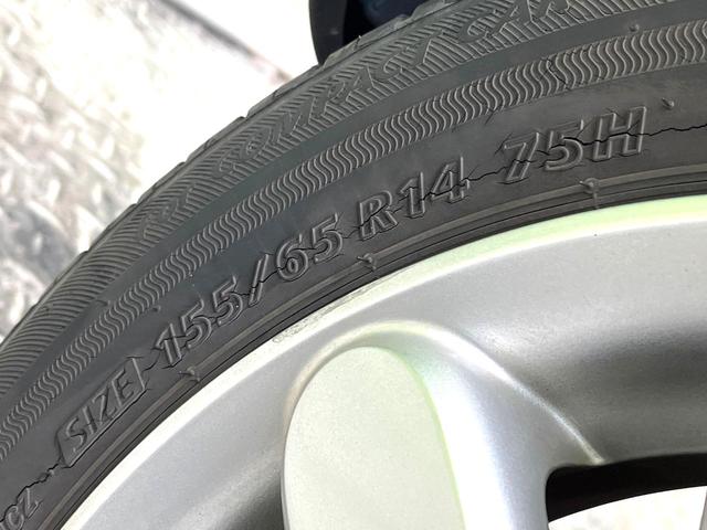 アルトラパン Ｘ　全周囲カメラ　レーダーブレーキサポート　禁煙車　純正ナビ　シートヒーター　スマートキー　ＨＩＤヘッド　純正１４インチアルミ　オートライト　オートエアコン　Ｂｌｕｅｔｏｏｔｈ　ＣＤ／ＤＶＤ再生　フルセグ（40枚目）