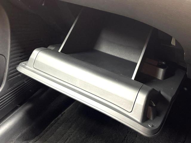 ノート Ｘ　純正９型ナビ　全周囲カメラ　全方位運転支援システム　禁煙車　コーナーセンサー　スマートキー　ＬＥＤヘッド　ＥＴＣ　オートハイビーム　Ｂｌｕｅｔｏｏｔｈ　デジタルインナーミラー　車線逸脱防止支援システム（54枚目）