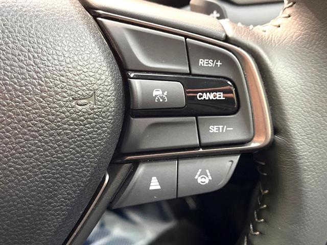 �y�A�_�v�e�B�u�N���[�Y�R���g���[���z�������H�ł̒��������s���y�ɁI�I�����ő��x��ۂN���[�Y�R���g���[�����A�Փˌy���V�X�e���ƘA�g���A�O���̎ԗ������m���ĎԊԂ�ۂ悤�ɑ��x���߂��Ă���܂��I�I