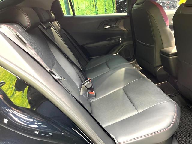 プリウス Ｚ　禁煙車　１２．３インチディスプレイオーディオプラス　全周囲カメラ　衝突被害軽減システム　レーダークルーズ　電動リアゲート　シートベンチレーション　メモリー付パワーシート　コーナーセンサー　ＥＴＣ（10枚目）