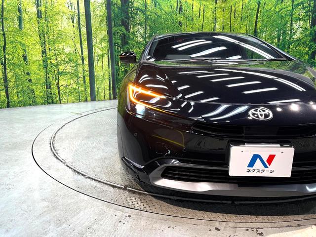 プリウス Ｚ　禁煙車　１２．３インチディスプレイオーディオプラス　全周囲カメラ　衝突被害軽減システム　レーダークルーズ　電動リアゲート　シートベンチレーション　メモリー付パワーシート　コーナーセンサー　ＥＴＣ（13枚目）