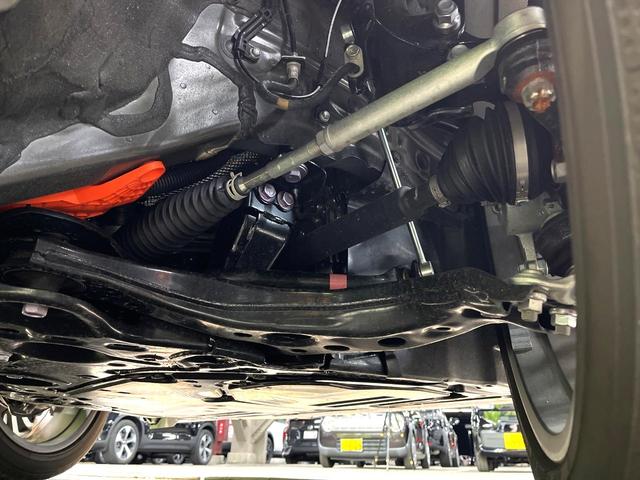 プリウス Ｚ　禁煙車　１２．３インチディスプレイオーディオプラス　全周囲カメラ　衝突被害軽減システム　レーダークルーズ　電動リアゲート　シートベンチレーション　メモリー付パワーシート　コーナーセンサー　ＥＴＣ（22枚目）