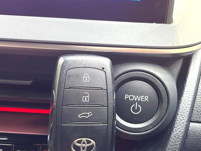 プリウス Ｚ　禁煙車　１２．３インチディスプレイオーディオプラス　全周囲カメラ　衝突被害軽減システム　レーダークルーズ　電動リアゲート　シートベンチレーション　メモリー付パワーシート　コーナーセンサー　ＥＴＣ（38枚目）