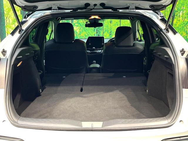 Ｃ－ＨＲ Ｓ　ＧＲスポーツ　禁煙車　バックカメラ　衝突被害軽減システム　レーダークルーズ　ドライブレコーダー　スマートキー　ＬＥＤヘッド　ディスプレイオーディオ　ビルトインＥＴＣ　純正１９インチアルミ　オートハイビーム（10枚目）