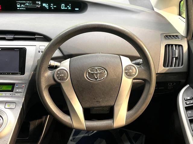プリウス Ｓ　ＳＤナビ　禁煙車　スマートキー　ＨＩＤヘッド　オートライト　オートエアコン　Ｂｌｕｅｔｏｏｔｈ再生　ＣＤ／ＤＶＤ再生　地デジＴＶ　ステアリングスイッチ　横滑り防止装置　電動格納ドアミラー　盗難防止装置（11枚目）