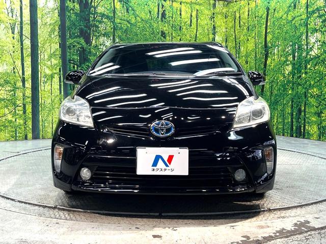 プリウス Ｓ　ＳＤナビ　禁煙車　スマートキー　ＨＩＤヘッド　オートライト　オートエアコン　Ｂｌｕｅｔｏｏｔｈ再生　ＣＤ／ＤＶＤ再生　地デジＴＶ　ステアリングスイッチ　横滑り防止装置　電動格納ドアミラー　盗難防止装置（14枚目）