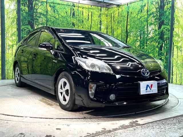 プリウス Ｓ　ＳＤナビ　禁煙車　スマートキー　ＨＩＤヘッド　オートライト　オートエアコン　Ｂｌｕｅｔｏｏｔｈ再生　ＣＤ／ＤＶＤ再生　地デジＴＶ　ステアリングスイッチ　横滑り防止装置　電動格納ドアミラー　盗難防止装置（16枚目）