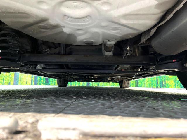 プリウス Ｓ　ＳＤナビ　禁煙車　スマートキー　ＨＩＤヘッド　オートライト　オートエアコン　Ｂｌｕｅｔｏｏｔｈ再生　ＣＤ／ＤＶＤ再生　地デジＴＶ　ステアリングスイッチ　横滑り防止装置　電動格納ドアミラー　盗難防止装置（19枚目）