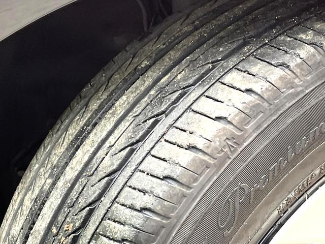 プリウス Ｓ　ＳＤナビ　禁煙車　スマートキー　ＨＩＤヘッド　オートライト　オートエアコン　Ｂｌｕｅｔｏｏｔｈ再生　ＣＤ／ＤＶＤ再生　地デジＴＶ　ステアリングスイッチ　横滑り防止装置　電動格納ドアミラー　盗難防止装置（34枚目）