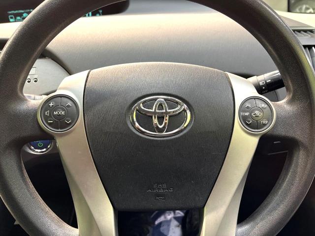 プリウス Ｓ　ＳＤナビ　禁煙車　スマートキー　ＨＩＤヘッド　オートライト　オートエアコン　Ｂｌｕｅｔｏｏｔｈ再生　ＣＤ／ＤＶＤ再生　地デジＴＶ　ステアリングスイッチ　横滑り防止装置　電動格納ドアミラー　盗難防止装置（55枚目）