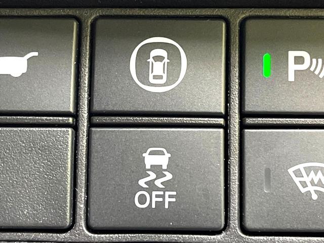 ヴェゼル ｅ：ＨＥＶ　Ｚ　禁煙車　純正８インチナビ　バックカメラ　衝突被害軽減システム　レーダークルーズ　電動リアゲート　ハーフレザーシート　ドライブレコーダー　コーナーセンサー　ＬＥＤヘッドライト　ＥＴＣ２．０　スマートキー（5枚目）