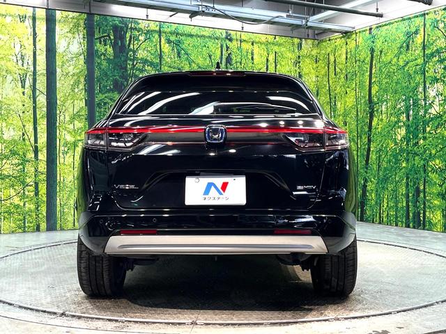 ヴェゼル ｅ：ＨＥＶ　Ｚ　禁煙車　純正８インチナビ　バックカメラ　衝突被害軽減システム　レーダークルーズ　電動リアゲート　ハーフレザーシート　ドライブレコーダー　コーナーセンサー　ＬＥＤヘッドライト　ＥＴＣ２．０　スマートキー（15枚目）