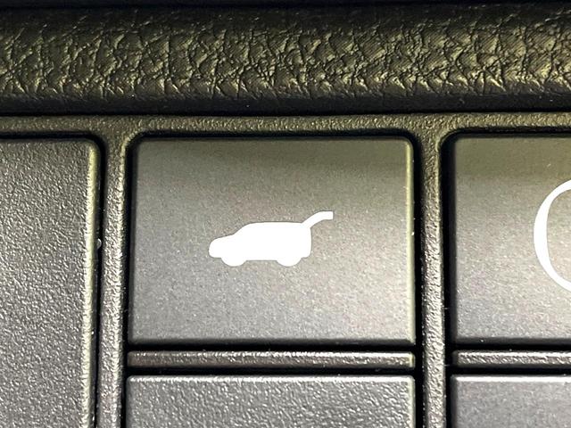 ヴェゼル ｅ：ＨＥＶ　Ｚ　禁煙車　純正８インチナビ　バックカメラ　衝突被害軽減システム　レーダークルーズ　電動リアゲート　ハーフレザーシート　ドライブレコーダー　コーナーセンサー　ＬＥＤヘッドライト　ＥＴＣ２．０　スマートキー（28枚目）