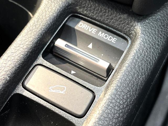 ヴェゼル ｅ：ＨＥＶ　Ｚ　禁煙車　純正８インチナビ　バックカメラ　衝突被害軽減システム　レーダークルーズ　電動リアゲート　ハーフレザーシート　ドライブレコーダー　コーナーセンサー　ＬＥＤヘッドライト　ＥＴＣ２．０　スマートキー（31枚目）