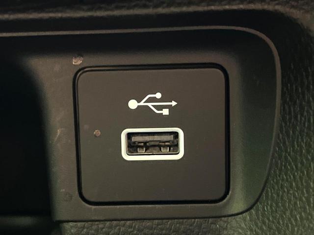 ヴェゼル ｅ：ＨＥＶ　Ｚ　禁煙車　純正８インチナビ　バックカメラ　衝突被害軽減システム　レーダークルーズ　電動リアゲート　ハーフレザーシート　ドライブレコーダー　コーナーセンサー　ＬＥＤヘッドライト　ＥＴＣ２．０　スマートキー（35枚目）