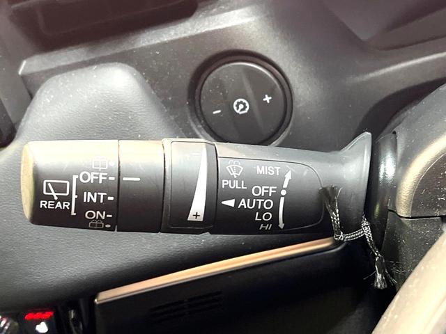 ヴェゼル ｅ：ＨＥＶ　Ｚ　禁煙車　純正８インチナビ　バックカメラ　衝突被害軽減システム　レーダークルーズ　電動リアゲート　ハーフレザーシート　ドライブレコーダー　コーナーセンサー　ＬＥＤヘッドライト　ＥＴＣ２．０　スマートキー（42枚目）