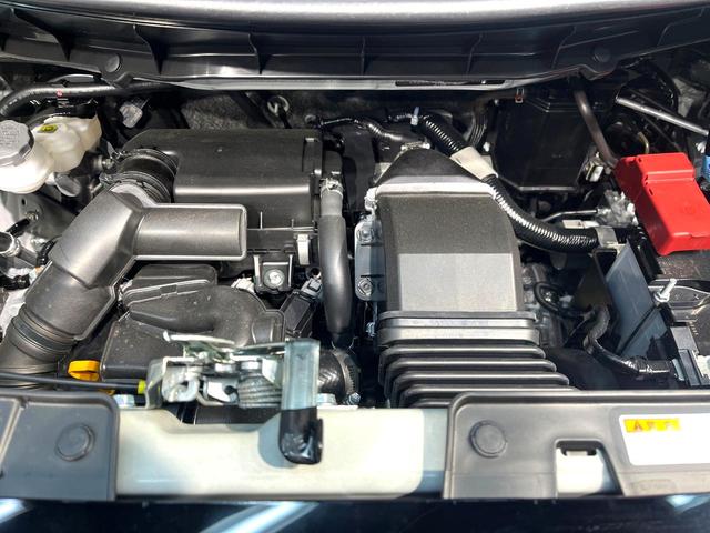 スペーシアカスタム ハイブリッドＸＳターボ　届出済未使用車　両側電動スライドドア　ターボ　セーフティサポート　レーダークルーズ　ステアリングヒーター　シーケンシャルターンランプ　ＬＥＤヘッド　ＬＥＤフォグ　コーナーセンサー　レーンアシスト（18枚目）