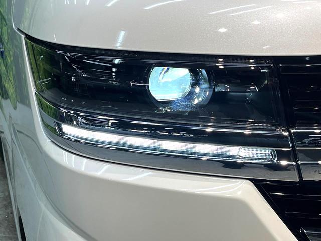 スペーシアカスタム ハイブリッドＸＳターボ　届出済未使用車　両側電動スライドドア　ターボ　セーフティサポート　レーダークルーズ　ステアリングヒーター　シーケンシャルターンランプ　ＬＥＤヘッド　ＬＥＤフォグ　コーナーセンサー　レーンアシスト（24枚目）