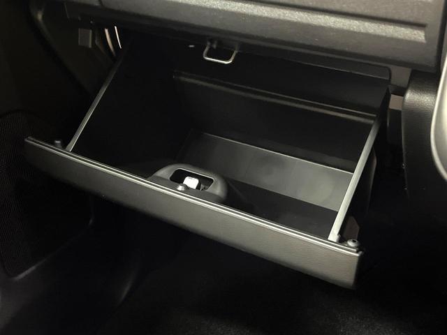 スペーシアカスタム ハイブリッドＸＳターボ　届出済未使用車　両側電動スライドドア　ターボ　セーフティサポート　レーダークルーズ　ステアリングヒーター　シーケンシャルターンランプ　ＬＥＤヘッド　ＬＥＤフォグ　コーナーセンサー　レーンアシスト（46枚目）