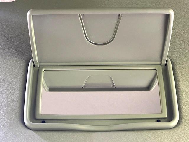 スペーシアカスタム ハイブリッドＸＳターボ　届出済未使用車　両側電動スライドドア　ターボ　セーフティサポート　レーダークルーズ　ステアリングヒーター　シーケンシャルターンランプ　ＬＥＤヘッド　ＬＥＤフォグ　コーナーセンサー　レーンアシスト（53枚目）