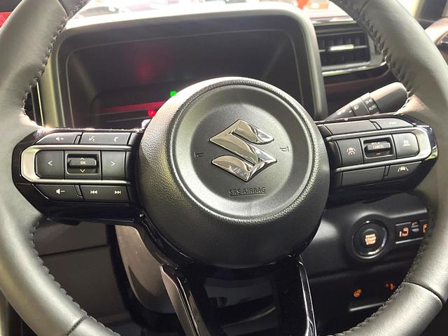 スペーシアカスタム ハイブリッドＸＳターボ　届出済未使用車　両側電動スライドドア　ターボ　セーフティサポート　レーダークルーズ　ステアリングヒーター　シーケンシャルターンランプ　ＬＥＤヘッド　ＬＥＤフォグ　コーナーセンサー　レーンアシスト（59枚目）