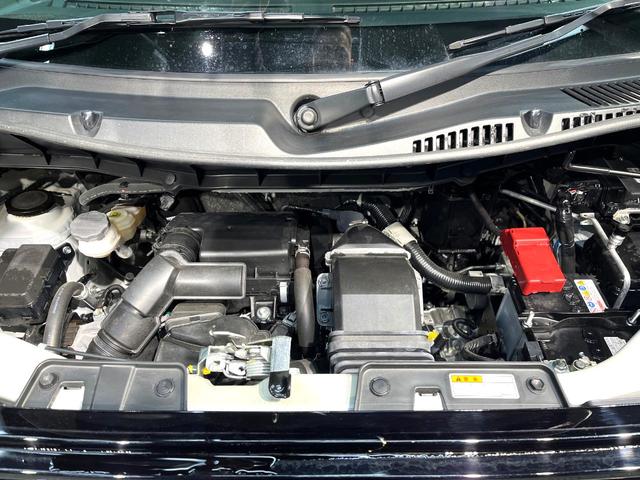 スペーシアカスタム ハイブリッドXSターボ 禁煙車 両側電動スライドドア ターボ 純正9インチナビ 全周囲カメラ 衝突軽減システム ハーフレザーシート レーダークルーズ ステアリングヒーター ヘッドアップディスプレイ bluetooth再生(18枚目)