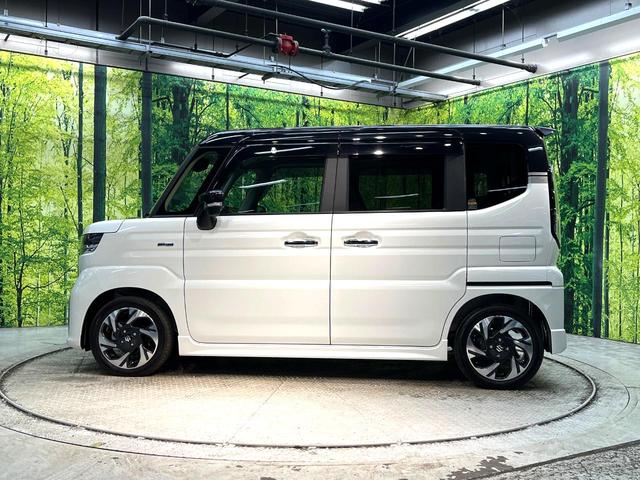 スペーシアカスタム ハイブリッドXSターボ 禁煙車 両側電動スライドドア ターボ 純正9インチナビ 全周囲カメラ 衝突軽減システム ハーフレザーシート レーダークルーズ ステアリングヒーター ヘッドアップディスプレイ bluetooth再生(25枚目)