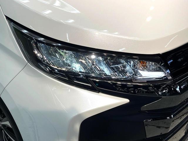 ノア Ｓ－Ｚ　禁煙車　両側電動ドア　後席モニター　純正１０．５型ディスプレイオーディオプラス　バックカメラ　衝突被害軽減システム　レーダークルーズ　ハーフレザーシート　コーナーセンサー　ＬＥＤヘッド　ＥＴＣ２．０（29枚目）