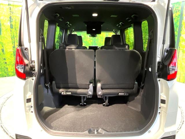 ノア Ｓ－Ｚ　禁煙車　両側電動ドア　後席モニター　純正１０．５型ディスプレイオーディオプラス　バックカメラ　衝突被害軽減システム　レーダークルーズ　ハーフレザーシート　コーナーセンサー　ＬＥＤヘッド　ＥＴＣ２．０（59枚目）