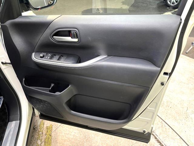 ノア Ｓ－Ｚ　禁煙車　両側電動ドア　後席モニター　純正１０．５型ディスプレイオーディオプラス　バックカメラ　衝突被害軽減システム　レーダークルーズ　ハーフレザーシート　コーナーセンサー　ＬＥＤヘッド　ＥＴＣ２．０（62枚目）