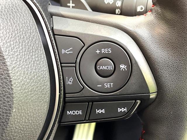 �y���[�_�[�N���[�Y�R���g���[���z�������H�ł̒��������s���y�ɁI�I�����ő��x��ۂN���[�Y�R���g���[�����A�Փˌy���V�X�e���ƘA�g���A�O���̎ԗ������m���ĎԊԂ�ۂ悤�ɑ��x���߂��Ă���܂��I�I