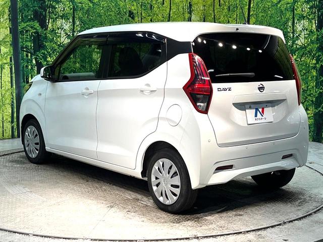 デイズ S 禁煙車 衝突軽減システム クリアランスソナー レーンアシスト アイドリングストップ プライバシーガラス 盗難防止装置 トラクションコントロール 電動ドアミラー オートライト ベンチシート CD再生(25枚目)