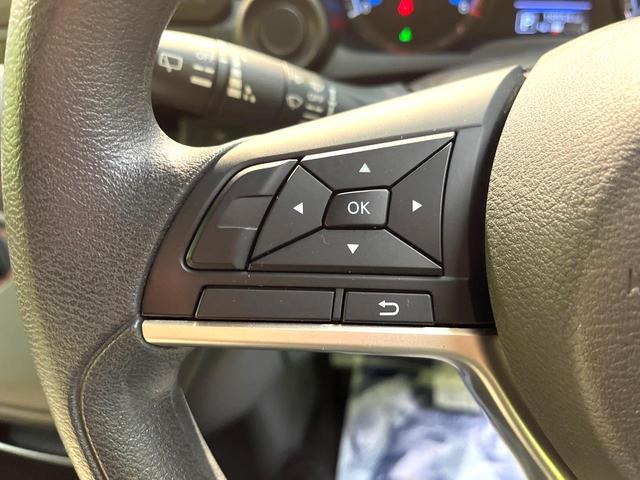 デイズ S 禁煙車 衝突軽減システム クリアランスソナー レーンアシスト アイドリングストップ プライバシーガラス 盗難防止装置 トラクションコントロール 電動ドアミラー オートライト ベンチシート CD再生(43枚目)