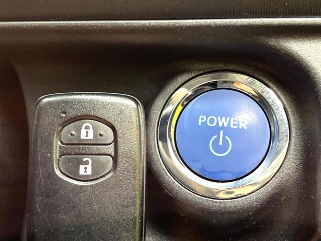 アクア Ｓ　禁煙車　純正ＳＤナビ　バックカメラ　ドラレコ　スマートキー　ＥＴＣ　オートライト　オートエアコン　Ｂｌｕｅｔｏｏｔｈ　ＣＤ　ＤＶＤ再生　地デジ　プライバシーガラス　盗難防止システム（6枚目）