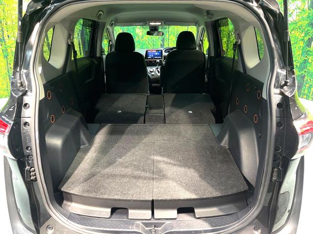 ���i�̂���������ʋ΁A���}���ɏ\���ȉ׎��X�y�[�X���m�ۂ��Ă���܂��B�Z�J���h�V�[�g��|���ƁA�傫�ȉו��̐ύڂ��\�ł���