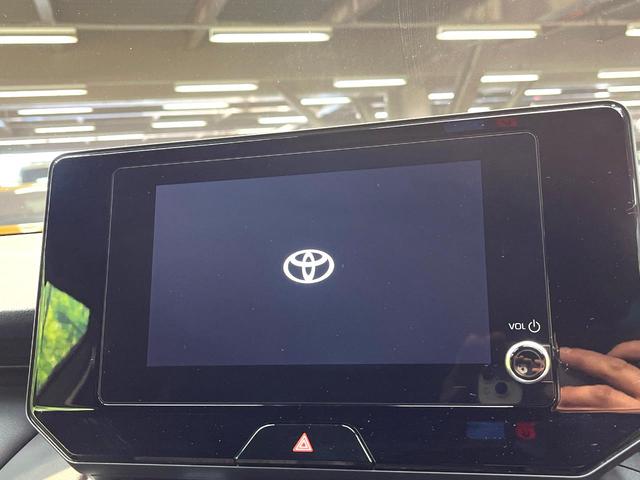 ハリアー Ｇ　禁煙車　モデリスタフルエアロ　ナビ付８型ディスプレイオーディオ　衝突軽減装置　レーダークルーズ　ＥＴＣ２．０　バックカメラ　ドラレコ　フルセグ　パワーバックドア　ブラインドスポットモニター　ＨＤＭＩ（4枚目）