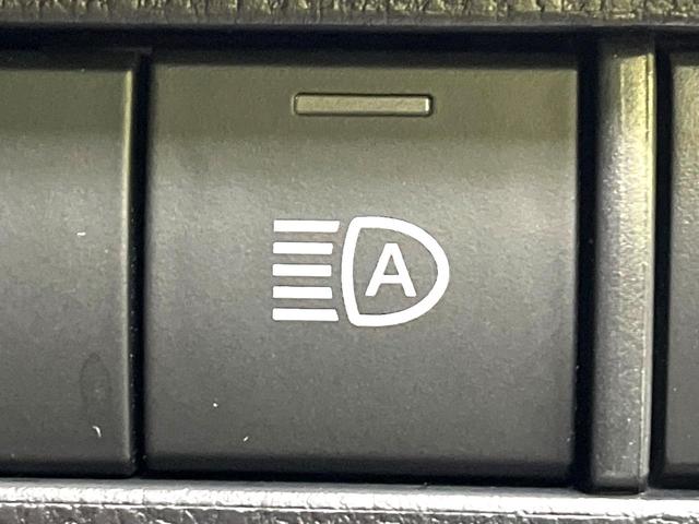 ハリアー Ｇ　禁煙車　モデリスタフルエアロ　ナビ付８型ディスプレイオーディオ　衝突軽減装置　レーダークルーズ　ＥＴＣ２．０　バックカメラ　ドラレコ　フルセグ　パワーバックドア　ブラインドスポットモニター　ＨＤＭＩ（33枚目）