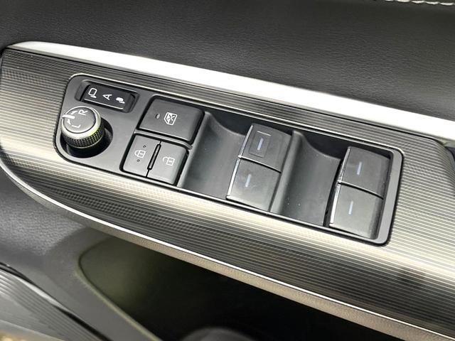 ハリアー Ｇ　禁煙車　モデリスタフルエアロ　ナビ付８型ディスプレイオーディオ　衝突軽減装置　レーダークルーズ　ＥＴＣ２．０　バックカメラ　ドラレコ　フルセグ　パワーバックドア　ブラインドスポットモニター　ＨＤＭＩ（55枚目）